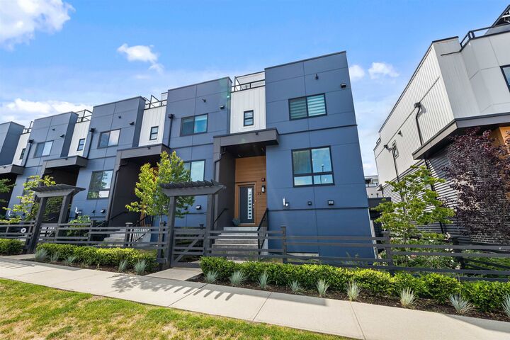 20057 82 Avenue 22 — photo 1