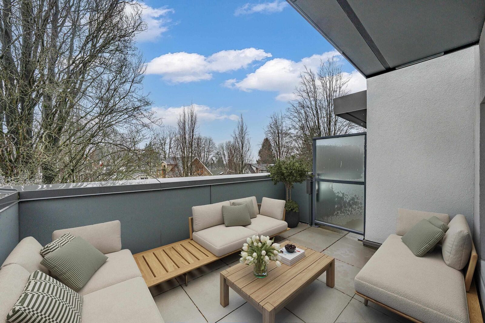 Property Photo: 2071 E 1st Avenue BC V5N 1B6