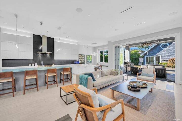 Property Photo: 4055 W 39th Avenue BC V6N 3B1