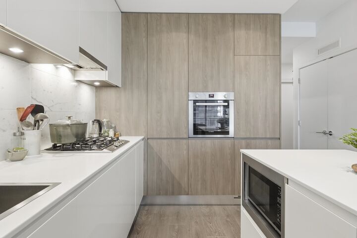 Property Photo:  4650 Brentwood Boulevard 4106  BC V5C 0M3 