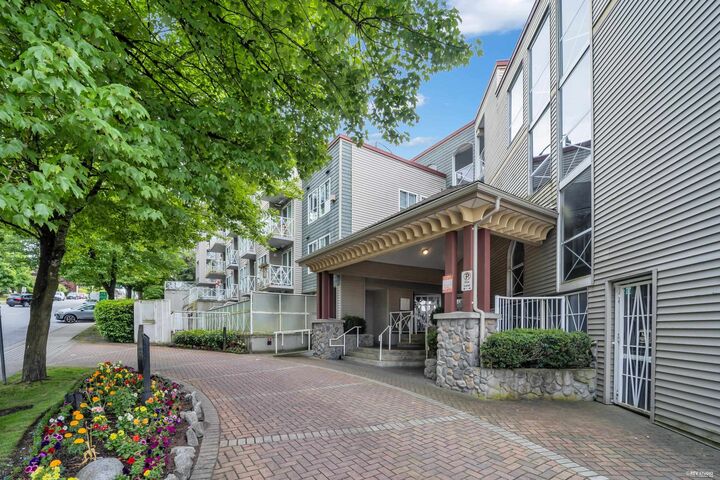 Property Photo: 528 Rochester Avenue 514 BC V3K 7A5