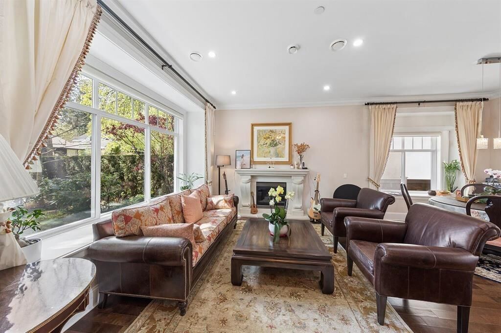 Property Photo: 2911 W 35th Avenue BC V6N 2M5