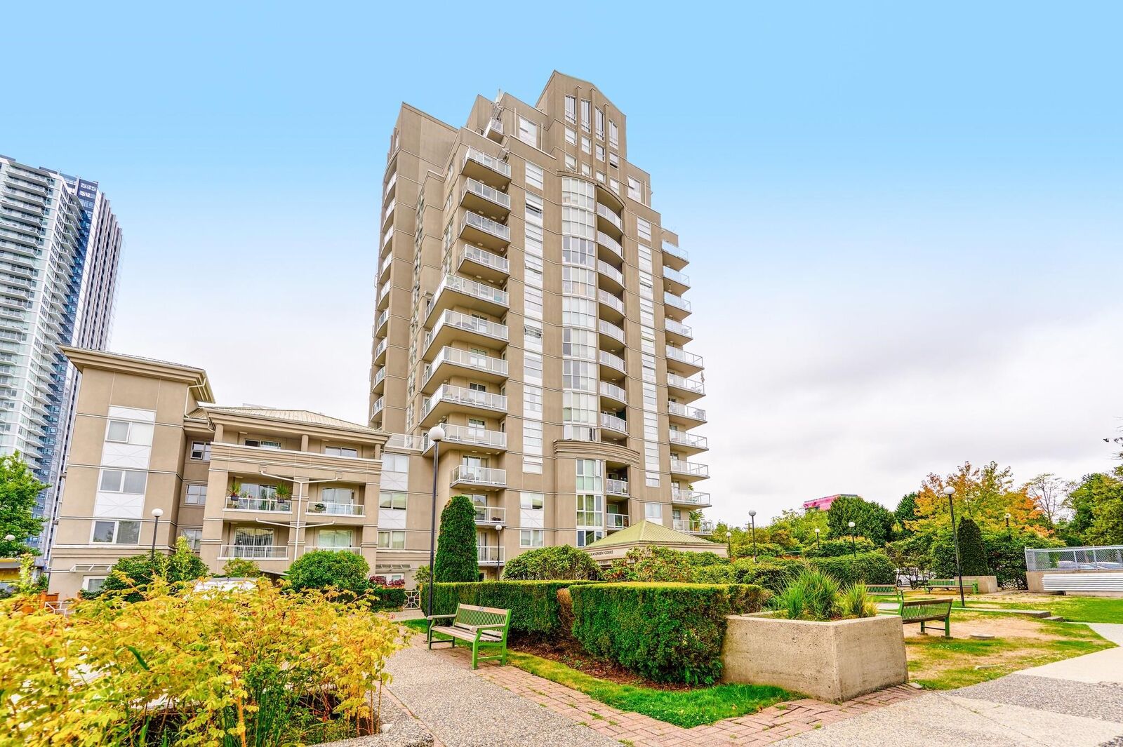 Property Photo: 10523 University Drive 705 BC V3T 5T8