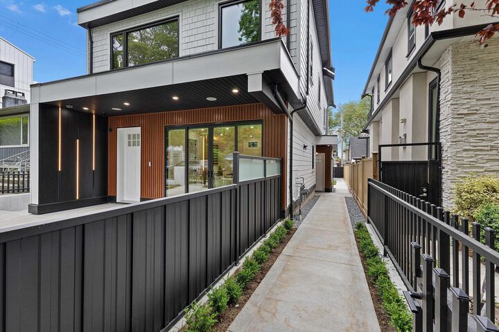 Property Photo: 182 Ontario Place 2 BC V5W 1S2