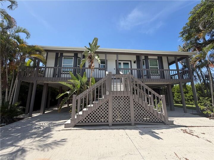 Property Photo:  27189 Gasparilla Dr  FL 34135 