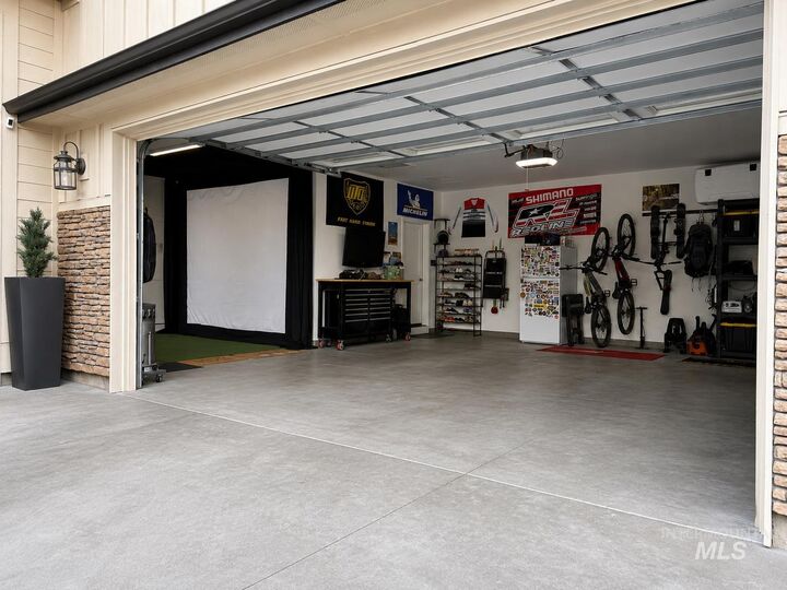 Property Photo:  5518 N Asissi Ave  ID 83646 