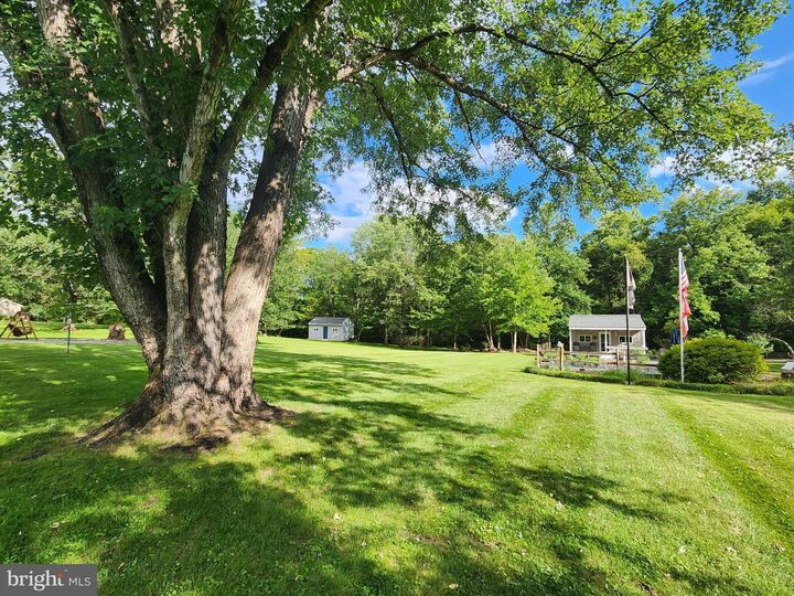 Property Photo:  4327 S Starcrest Drive  VA 20187 