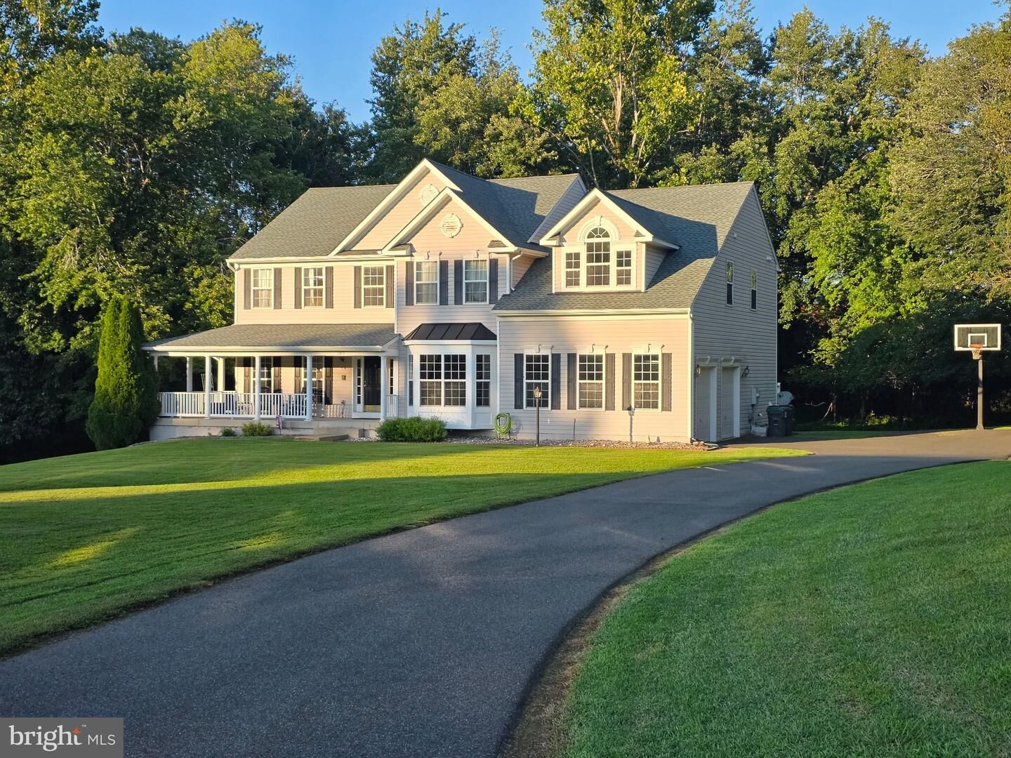 Property Photo: 5019 Ridge View Court VA 22724