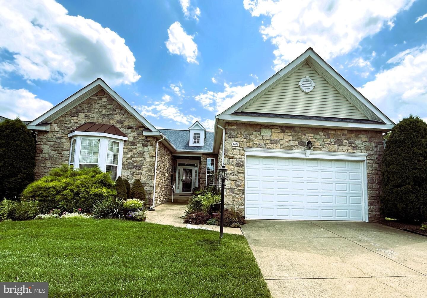 Property Photo: 3744 Equinox Way VA 22025