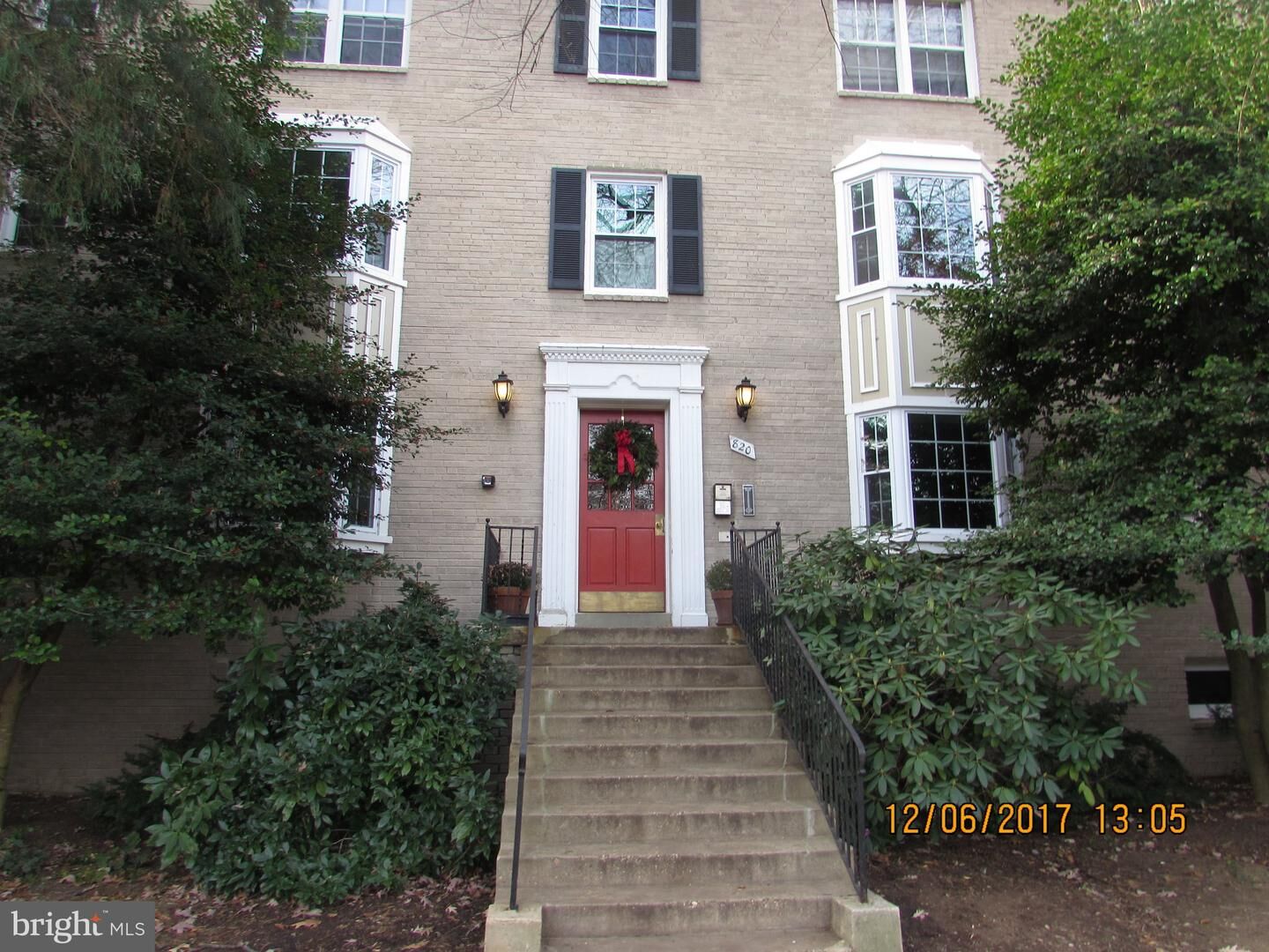 Property Photo:  808 S Arlington Mill Drive 303  VA 22204 