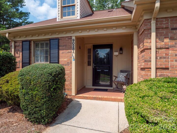 Property Photo: 9028 Providence Colony Drive NC 28277