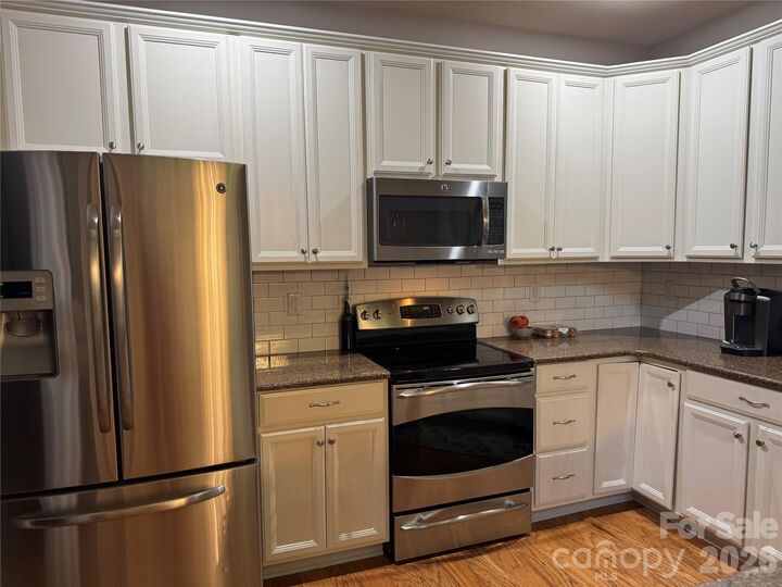 Property Photo:  706 Deerbrook Lane  SC 29708 
