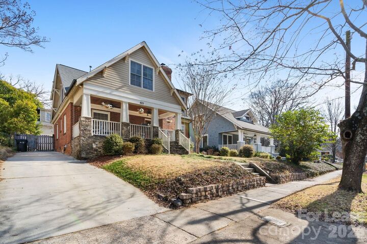 Property Photo:  425 Tremont Avenue E  NC 28203 