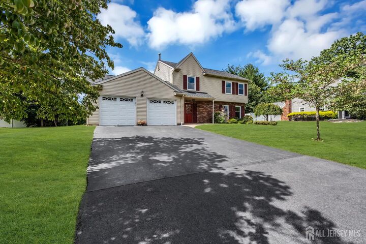 Property Photo:  15 Major Lane  NJ 08536 