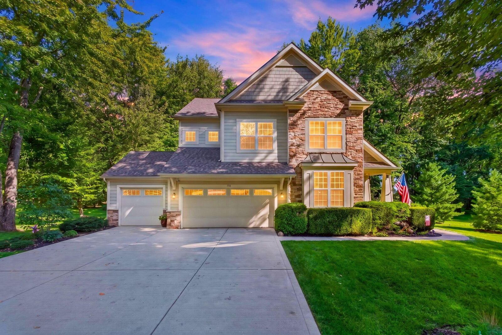 Property Photo: 170 Lexington Woods Drive OH 43023