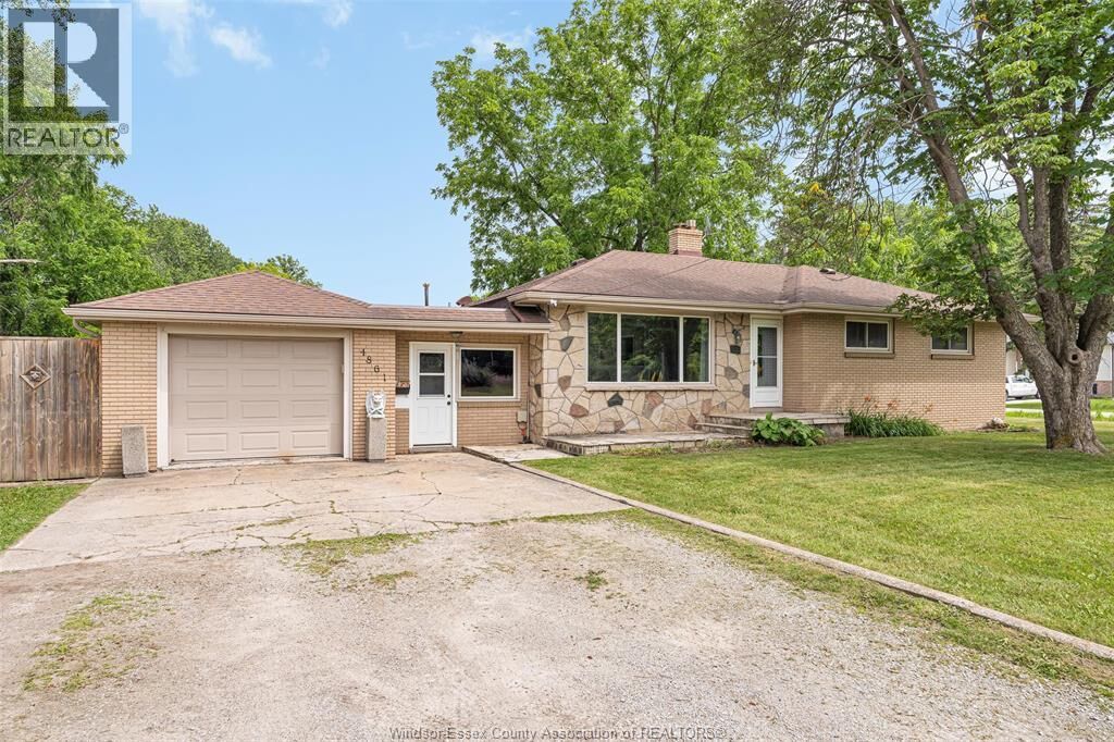 Property Photo:  4861 Matchett Road  ON N9C 2A7 