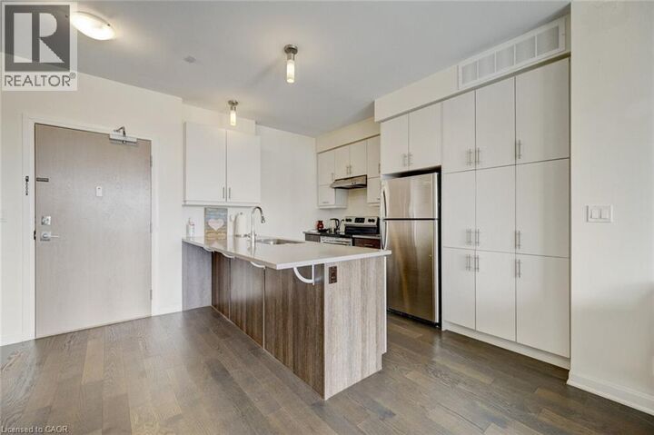 Property Photo: 3028 Creekshore Common 315 ON L6M 5K6