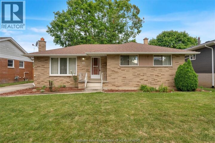 Property Photo:  126 Partridge Crescent  ON N7L 1E9 