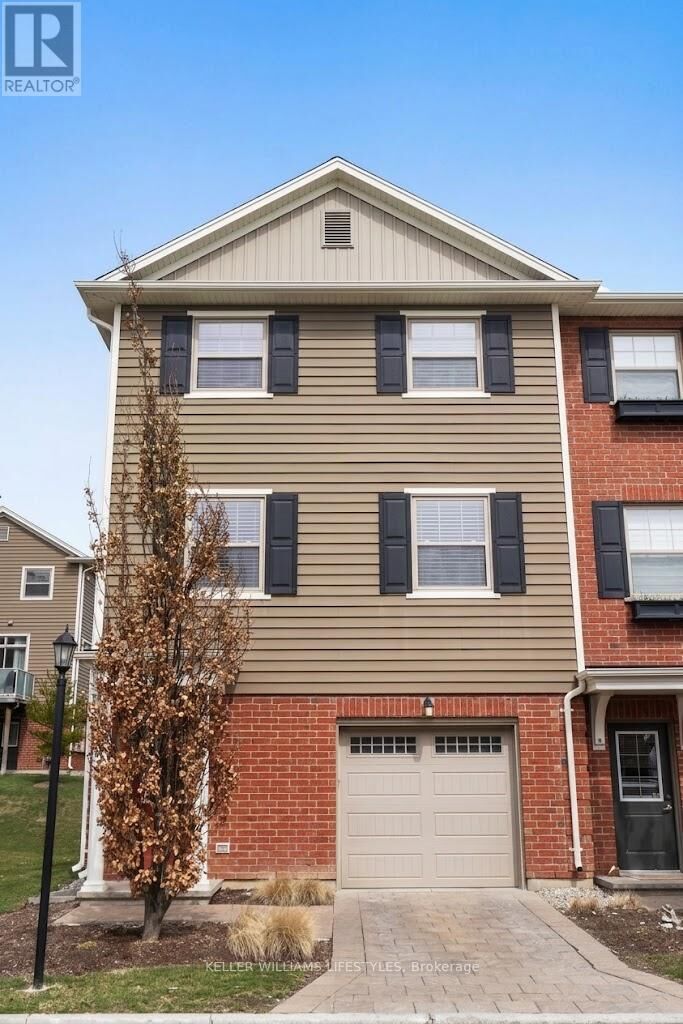 Property Photo: 3025 Singleton Avenue 52 ON N6L 0E6