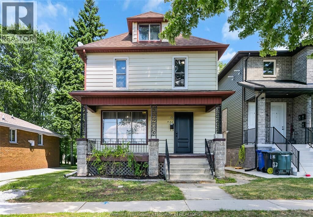 Property Photo:  444 Crawford  ON N9A 5C4 