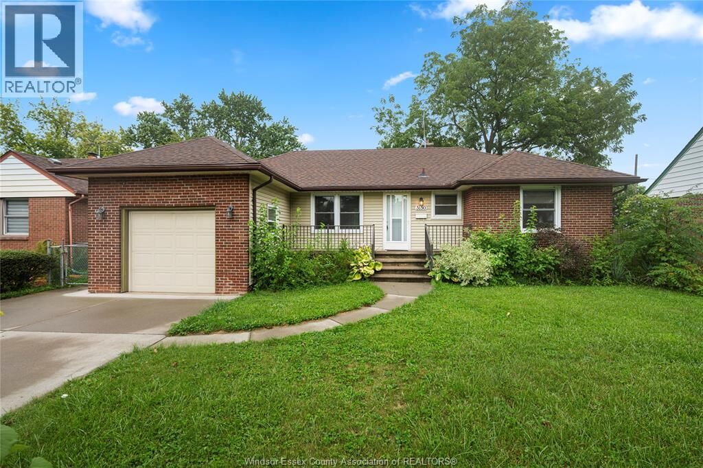 Property Photo:  3130 Academy Drive  ON N9E 2H4 