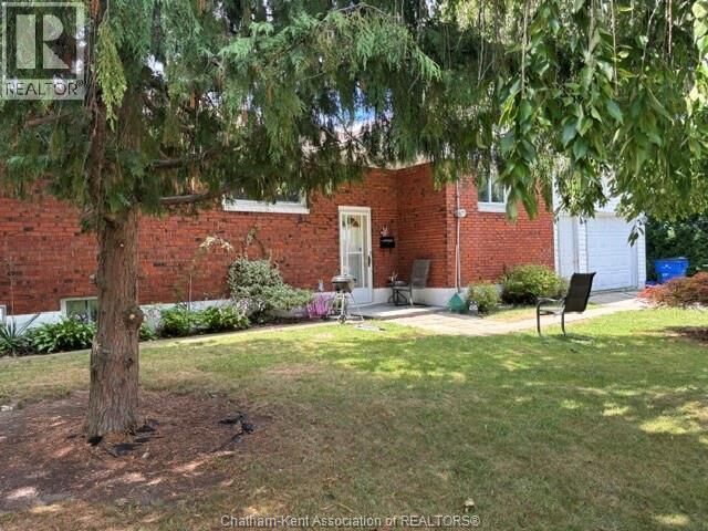 Property Photo:  141 Ellis Street  ON N7L 2L9 