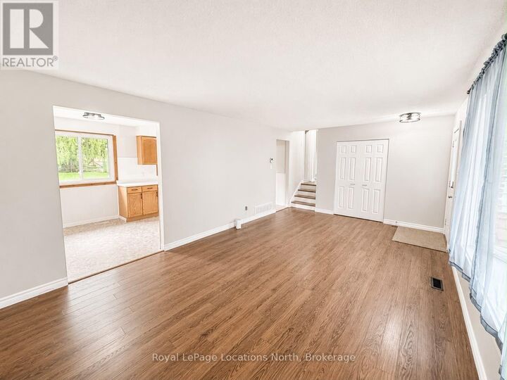 Property Photo: 504 Sixth Street A (Upper) ON L9Y 1Z9