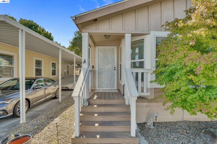 Property Photo:  60 Palm Dr  CA 94587 