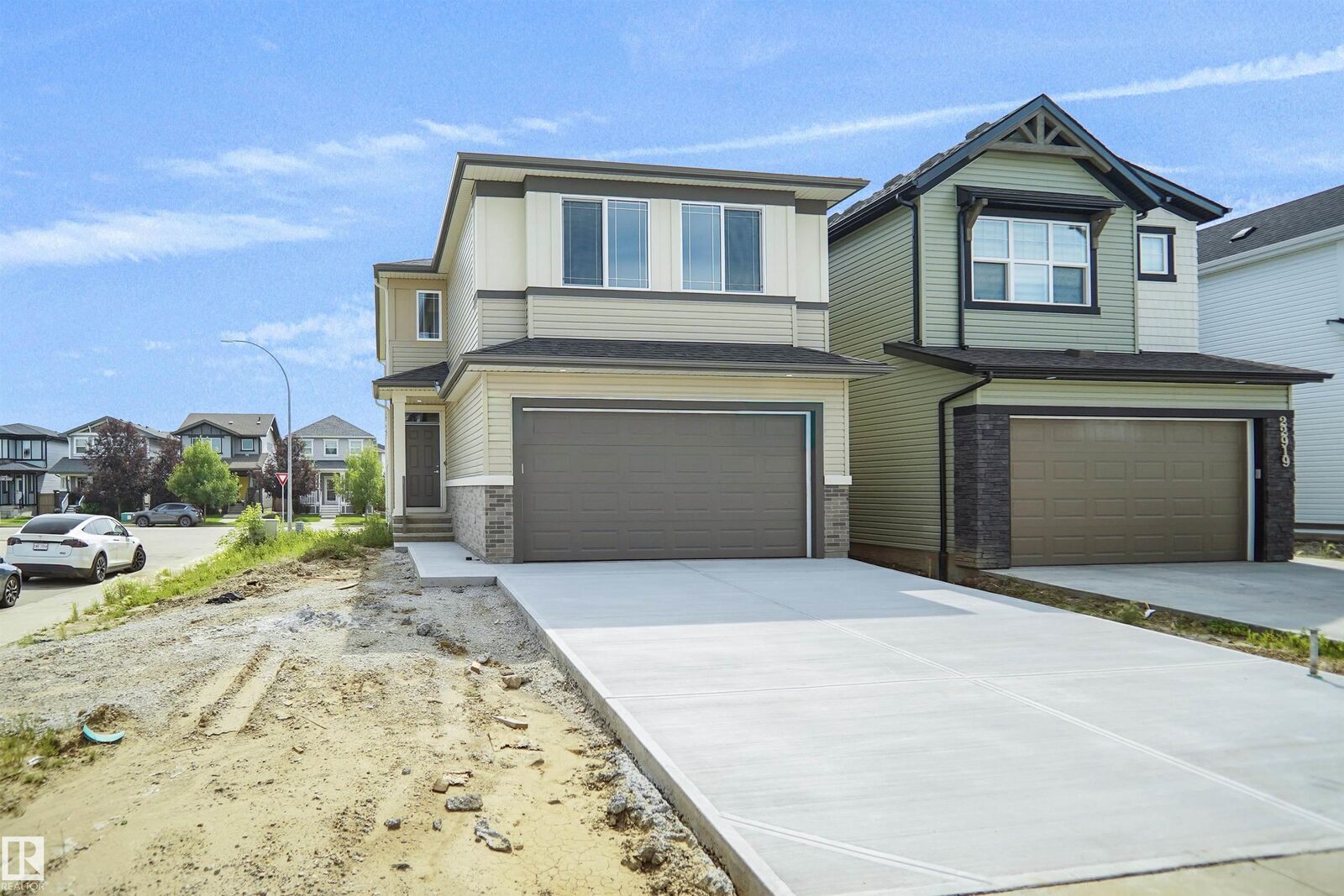 Property Photo:  22915 95 Avenue NW  AB T5T 7H6 