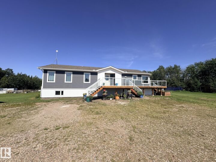 Property Photo:  45512 Township Road 604  AB T9N 2G6 