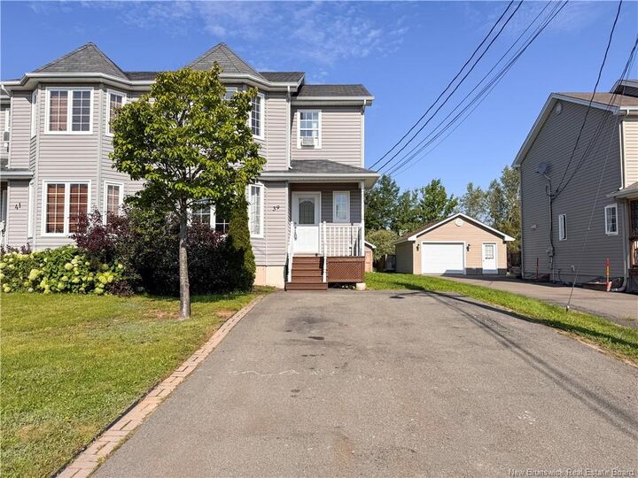 Property Photo:  39 Christopher Crescent  NB E1G 0A4 