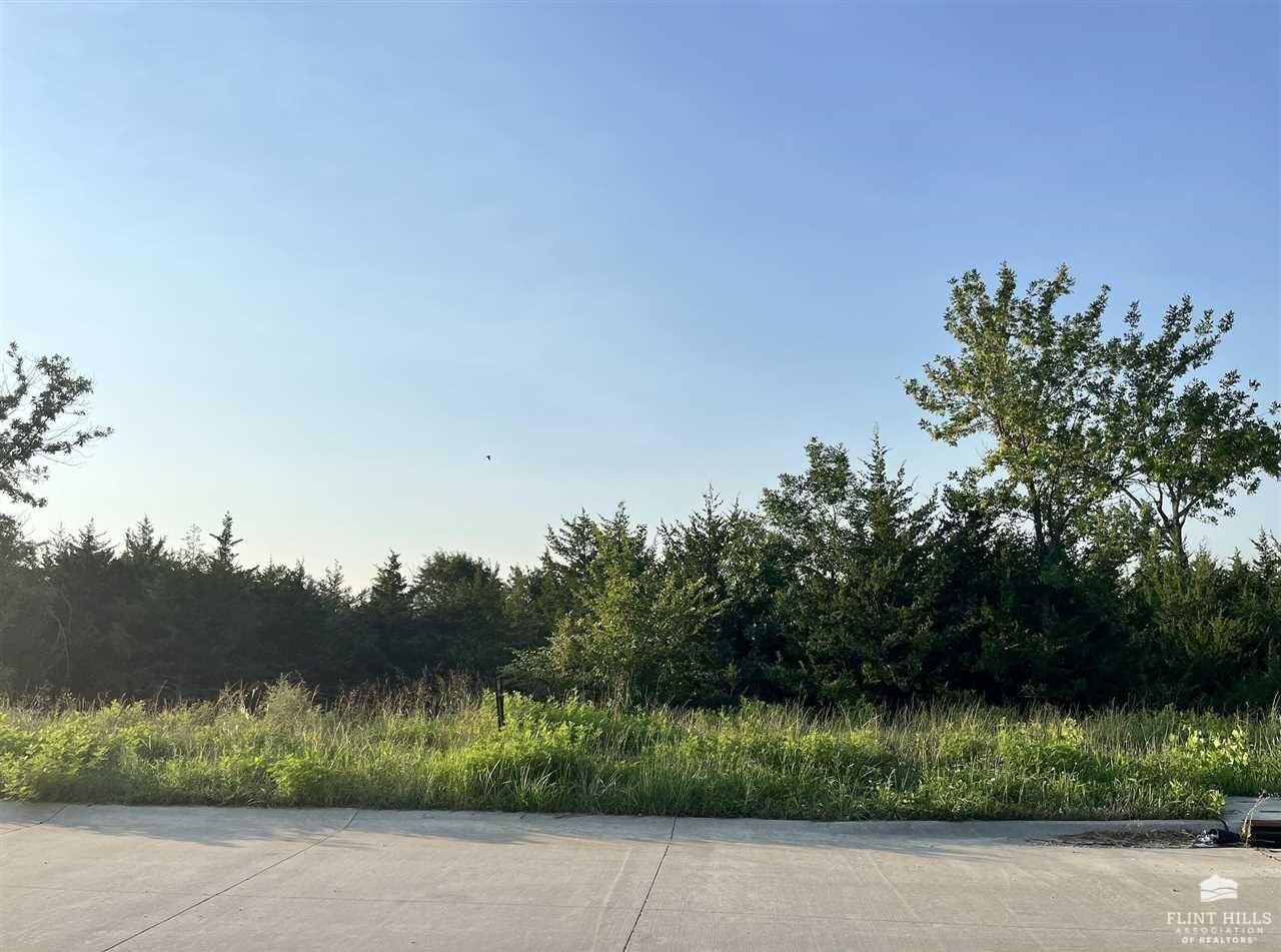 Property Photo: 4884 Nature Avenue KS 66502