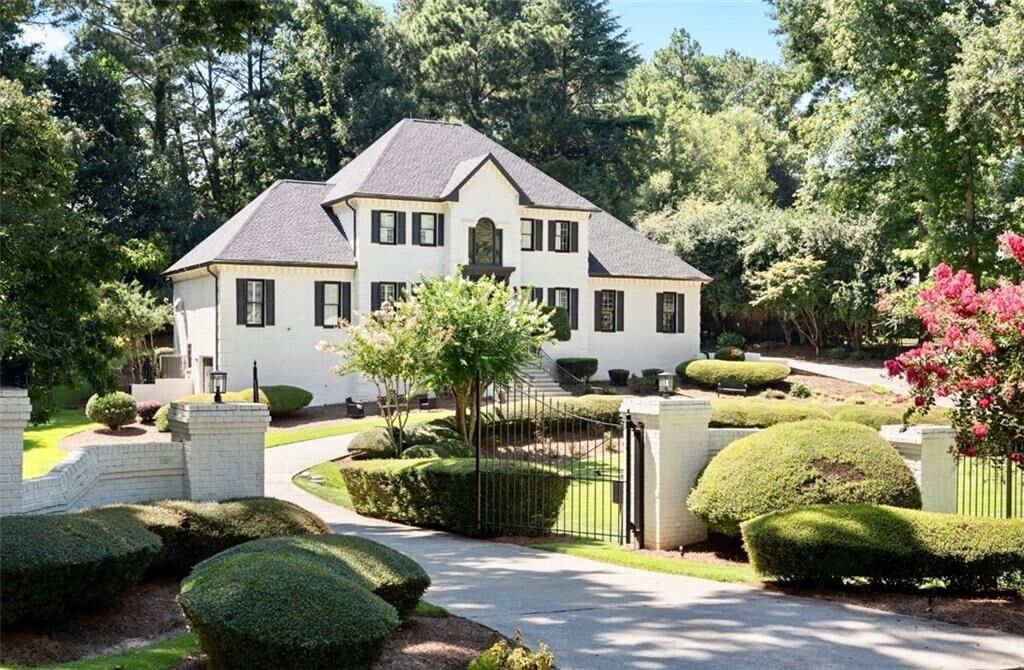 Property Photo:  4576 Ridgegate Drive  GA 30097 