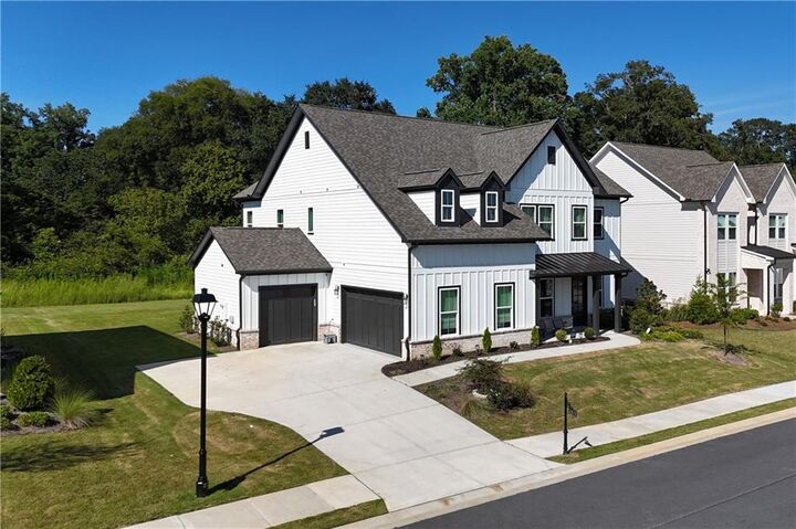 Property Photo:  2979 Longbush Lane  GA 30097 