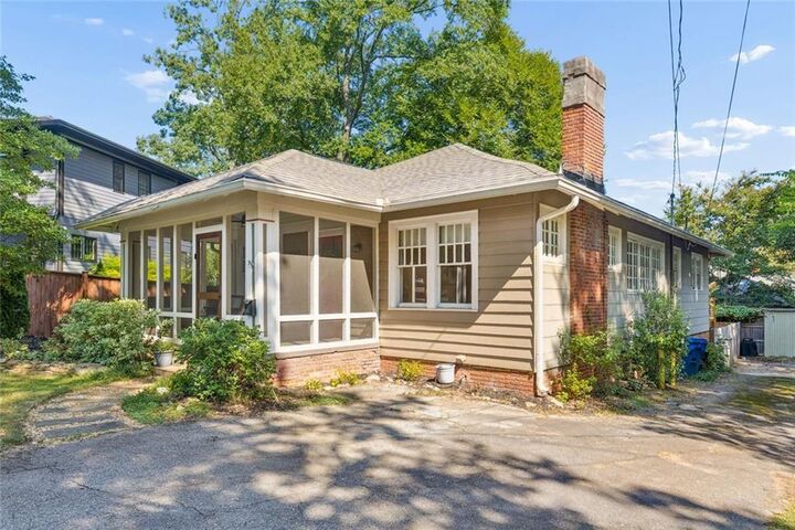 Property Photo:  1040 Williams Mill Road NE  GA 30306 