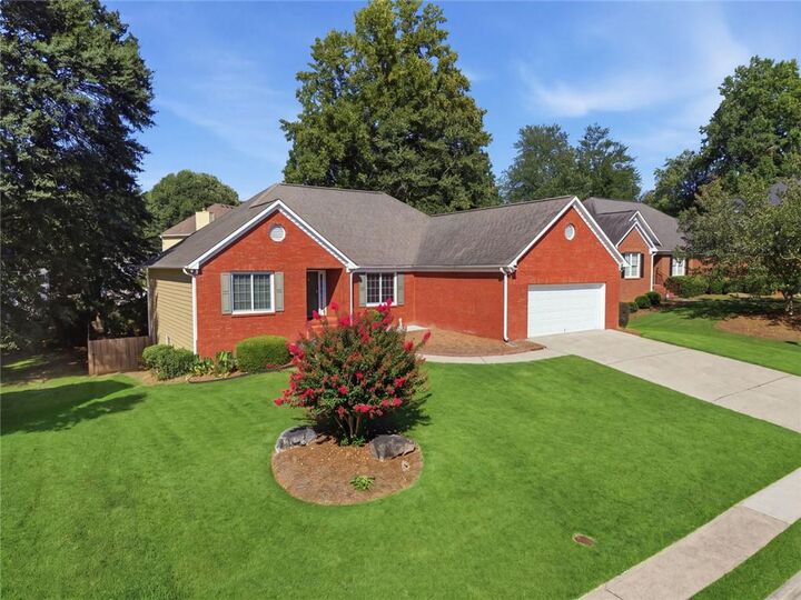 Property Photo:  1424 Oak Bend Way  GA 30045 