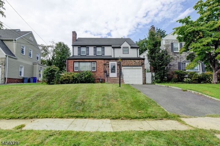 Property Photo: 2758 Larchmont Rd NJ 07083