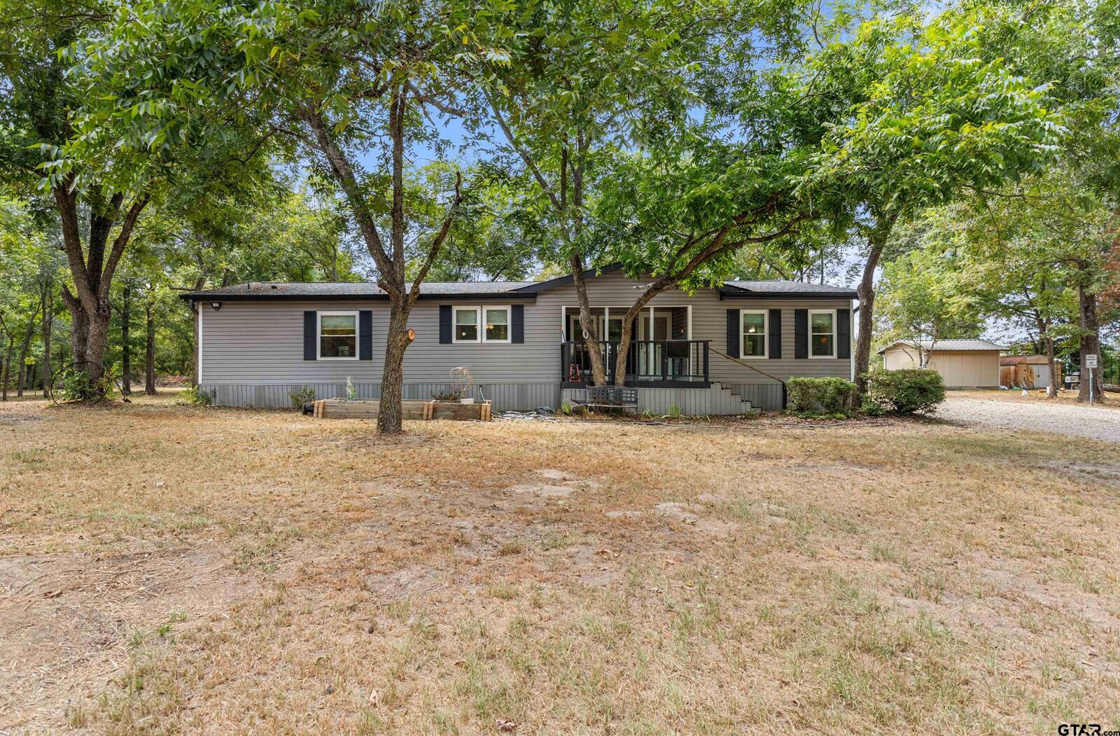 Property Photo:  19420 Cr 3411  TX 75758 