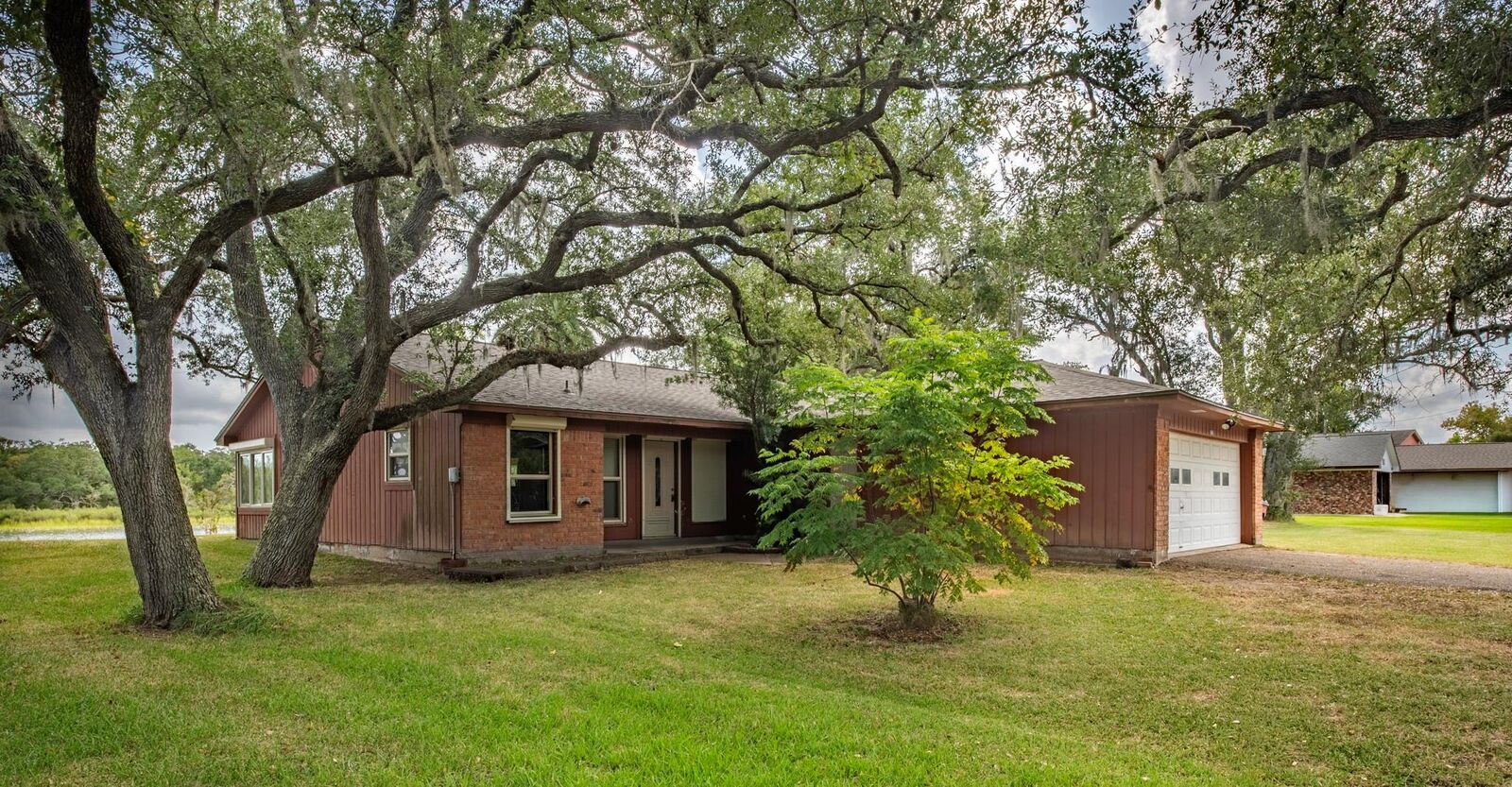 Property Photo:  4611 Rio Drive  TX 77422 