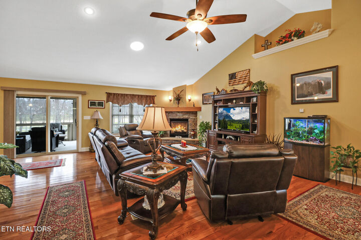 Property Photo:  56 Westridge Court  TN 38558 