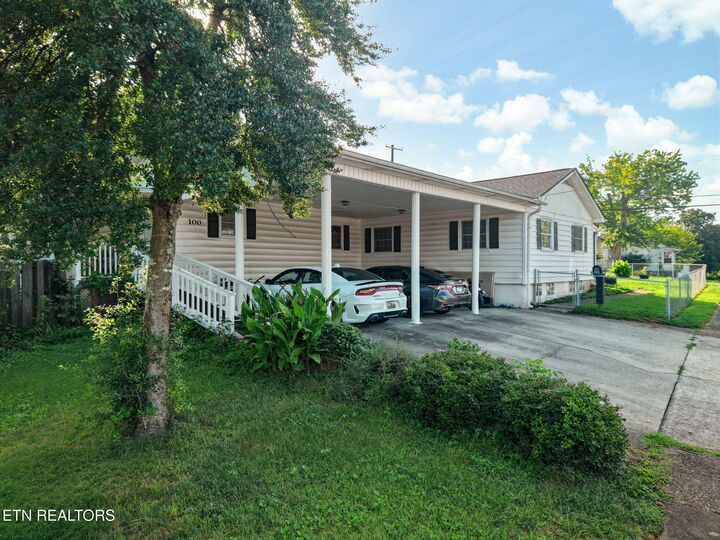 Property Photo:  100 Pallas Rd  TN 37830 