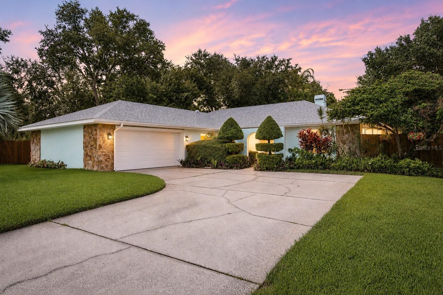 Property Photo:  2866 Fair Green Drive  FL 33761 