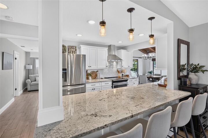 Property Photo:  22 Cottonton Court  FL 32137 