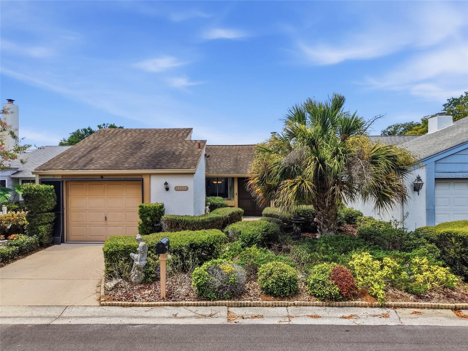Property Photo:  12229 Cider Mill Lane  FL 34667 