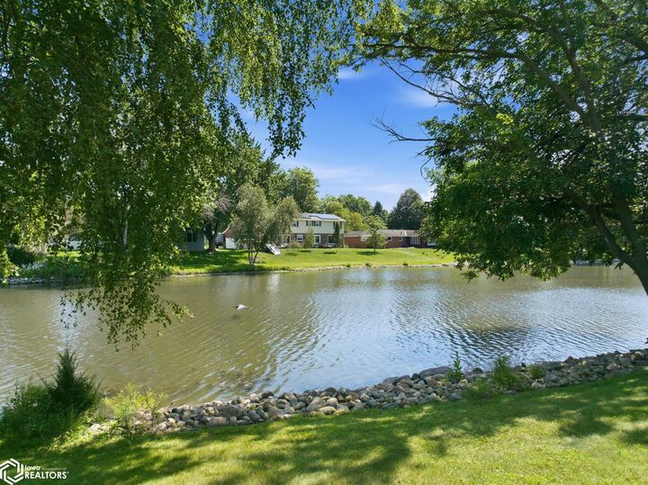 Property Photo: 173 Parkridge Drive IA 50401