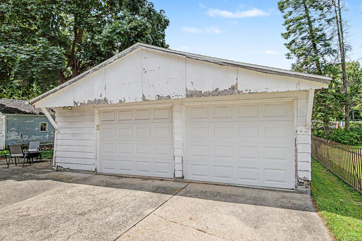 Property Photo: 405 Jackson St WI 53538