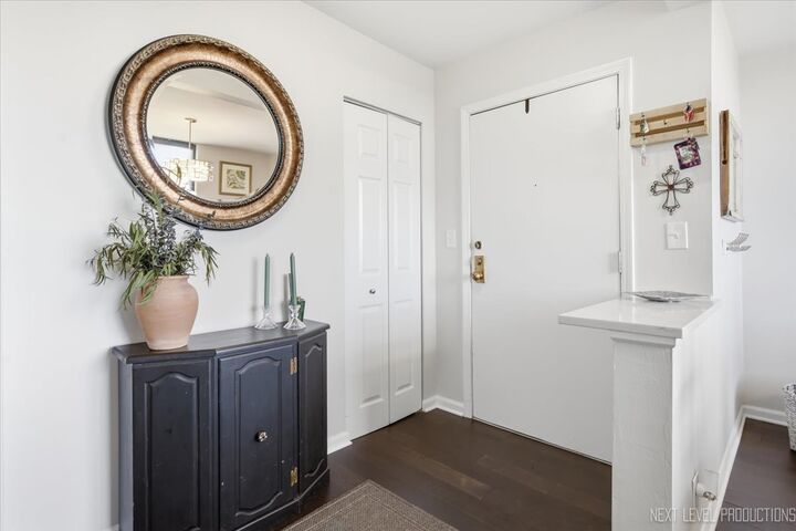 Property Photo: 2000 Saint Regis Drive 6F IL 60148