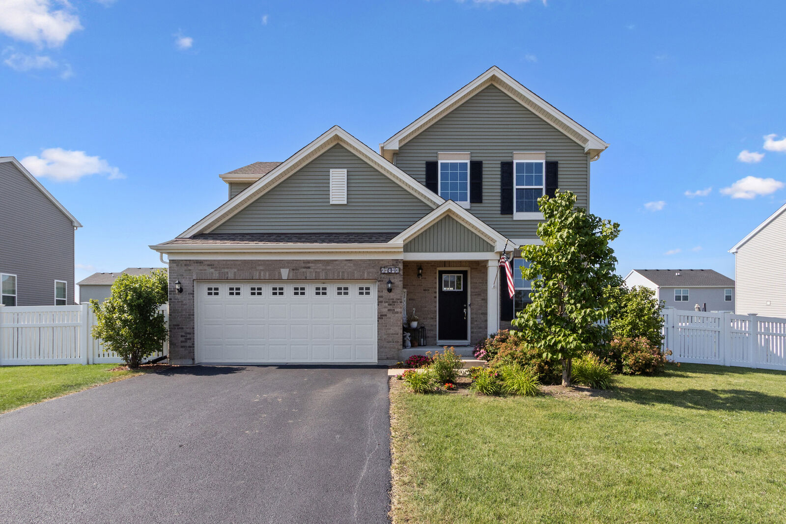Property Photo: 14941 W Groebe Drive IL 60442