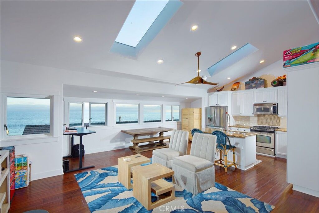 Property Photo: 2859 Wards Terrace CA 92651