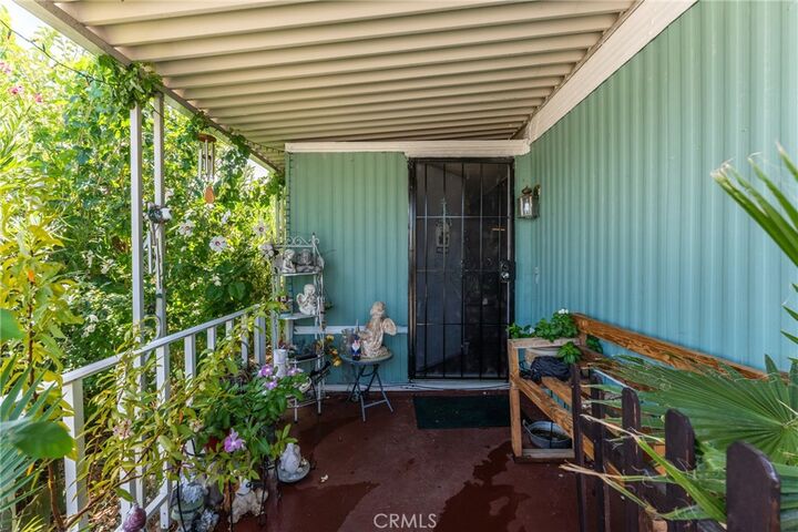 Property Photo: 20683 Waalew Road B49 CA 92307